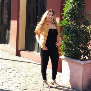 Mustard yellow top
